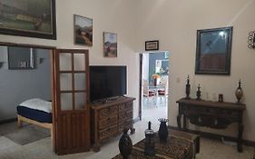 Casa Chelito Con Terraza